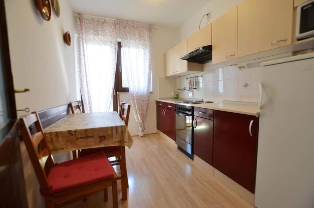 Tony Apartments Rovinj Zimmer foto